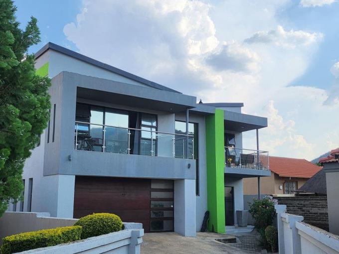 3 Bedroom House for Sale For Sale in Tlhabane West - MR661796