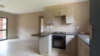 Kitchen - 7 square meters of property in La Montagne