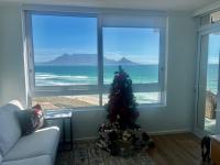  of property in Bloubergstrand