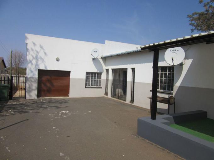 2 Bedroom Simplex for Sale For Sale in Vryburg - MR661866