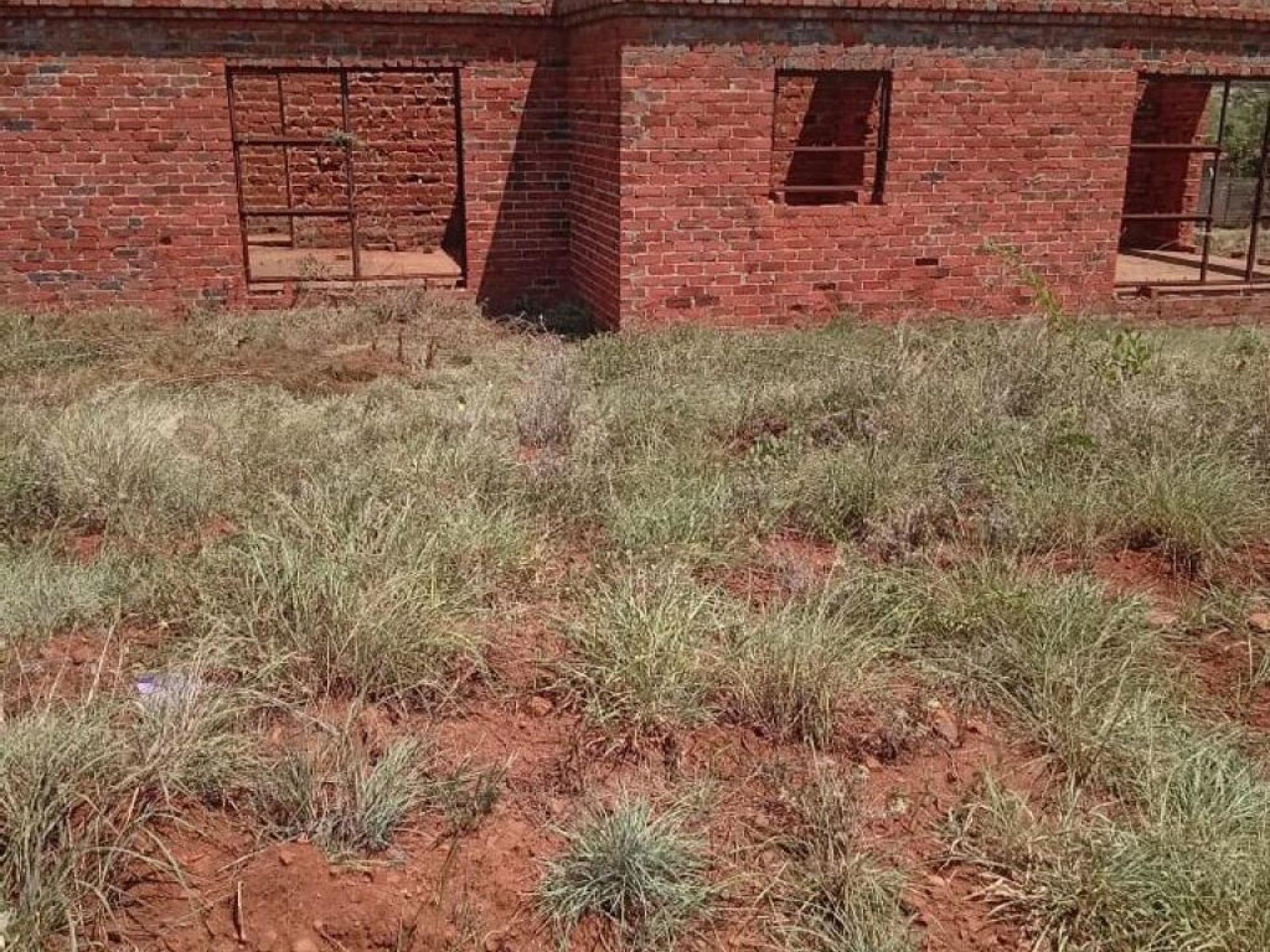  of property in Thohoyandou