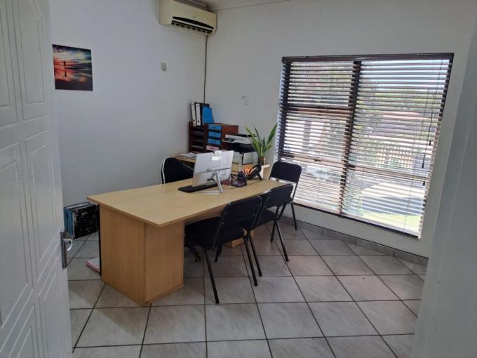 Commercial to Rent in Safarituine - Property to rent - MR661895