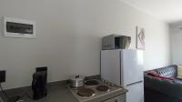 Kitchen - 6 square meters of property in Fleurhof