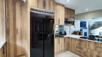 Kitchen - 14 square meters of property in Rynfield