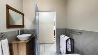 Bathroom 2 - 3 square meters of property in Rynfield