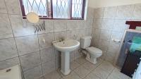 Bathroom 1 - 7 square meters of property in Southbroom