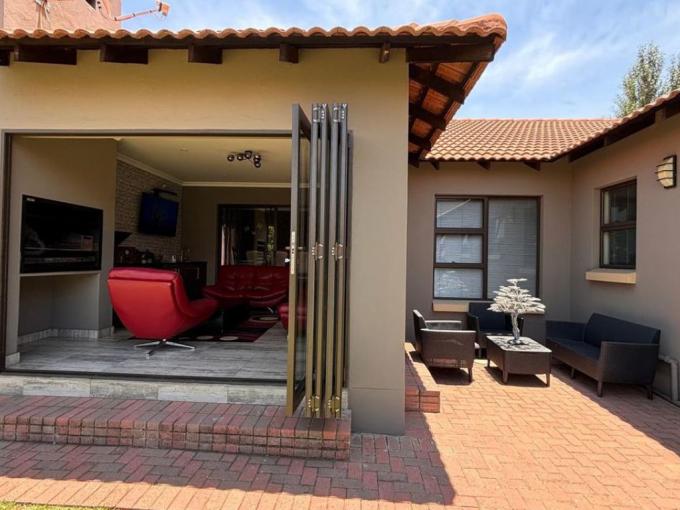 3 Bedroom House for Sale For Sale in Vanderbijlpark - MR661966