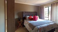 Main Bedroom - 14 square meters of property in Annlin