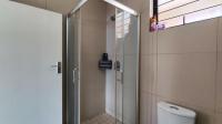 Bathroom 1 - 7 square meters of property in Lilianton