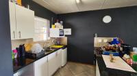 Kitchen - 15 square meters of property in Albertsdal