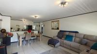 Lounges - 41 square meters of property in Umhlanga Rocks