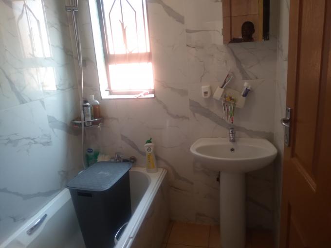 3 Bedroom House for Sale For Sale in Vosloorus - MR662304