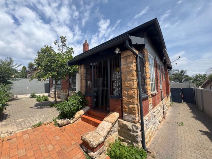 5 Bedroom House for Sale For Sale in Kensington - JHB - MR662357