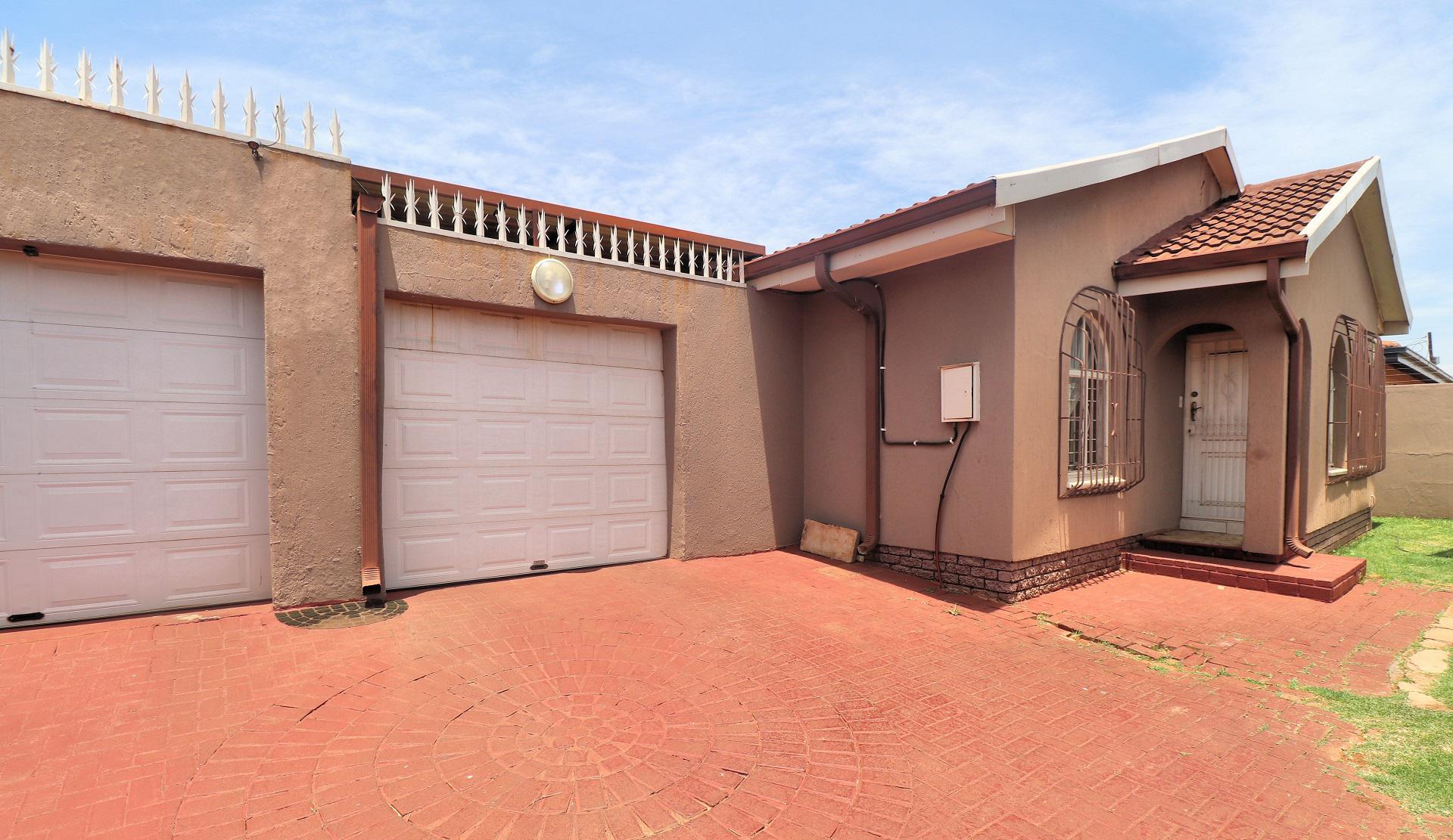  of property in Lenasia