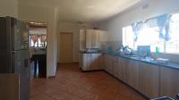 Kitchen - 30 square meters of property in Doringkloof