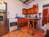 Kitchen - 30 square meters of property in Doringkloof