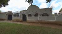 Front View of property in Bezuidenhout Valley