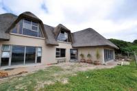  of property in Stilbaai (Still Bay)