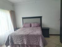 Bed Room 2 of property in Rua Vista