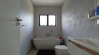 Bathroom 1 - 9 square meters of property in Carlswald