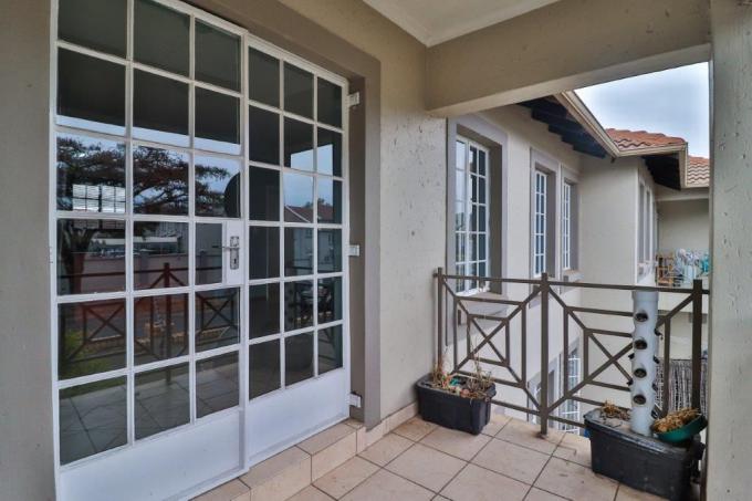 2 Bedroom Apartment for Sale For Sale in Greenstone Hill - Home Sell - MR662795