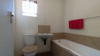 Bathroom 1 - 4 square meters of property in Savanna City