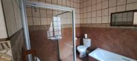 Bathroom 1 of property in Marloth Park