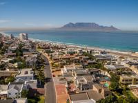  of property in Bloubergstrand