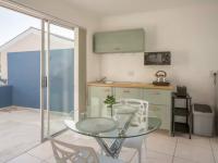  of property in Bloubergstrand