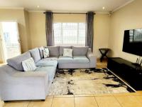 3 Bedroom 2 Bathroom House for Sale for sale in Somerset Park