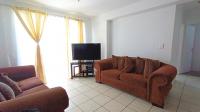 Lounges - 16 square meters of property in Bosonia