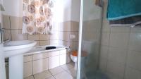 Bathroom 1 - 6 square meters of property in Bosonia