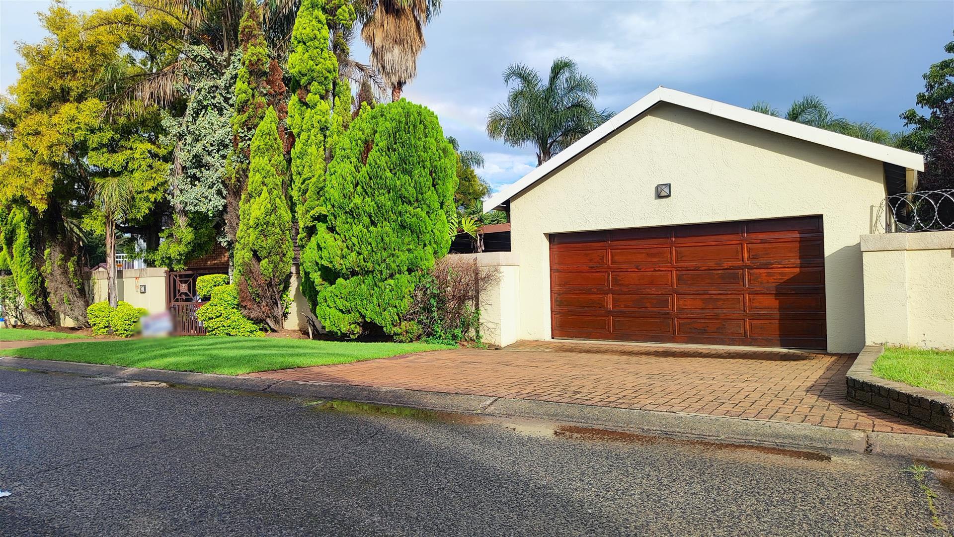 Front View of property in Van Riebeeckpark