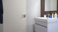 Bathroom 1 - 6 square meters of property in Lone Hill