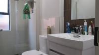 Main Bathroom - 4 square meters of property in Lone Hill