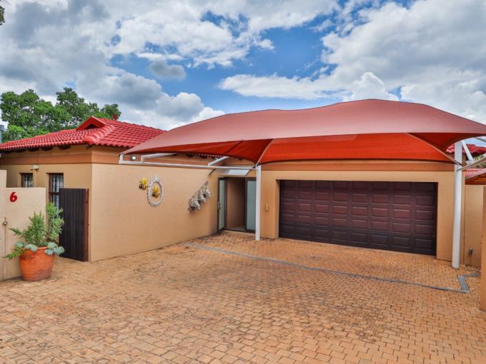 3 Bedroom Simplex for Sale For Sale in Birdwood Estate - MR663234