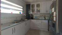 Kitchen of property in Ninapark