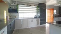 Kitchen of property in Ninapark