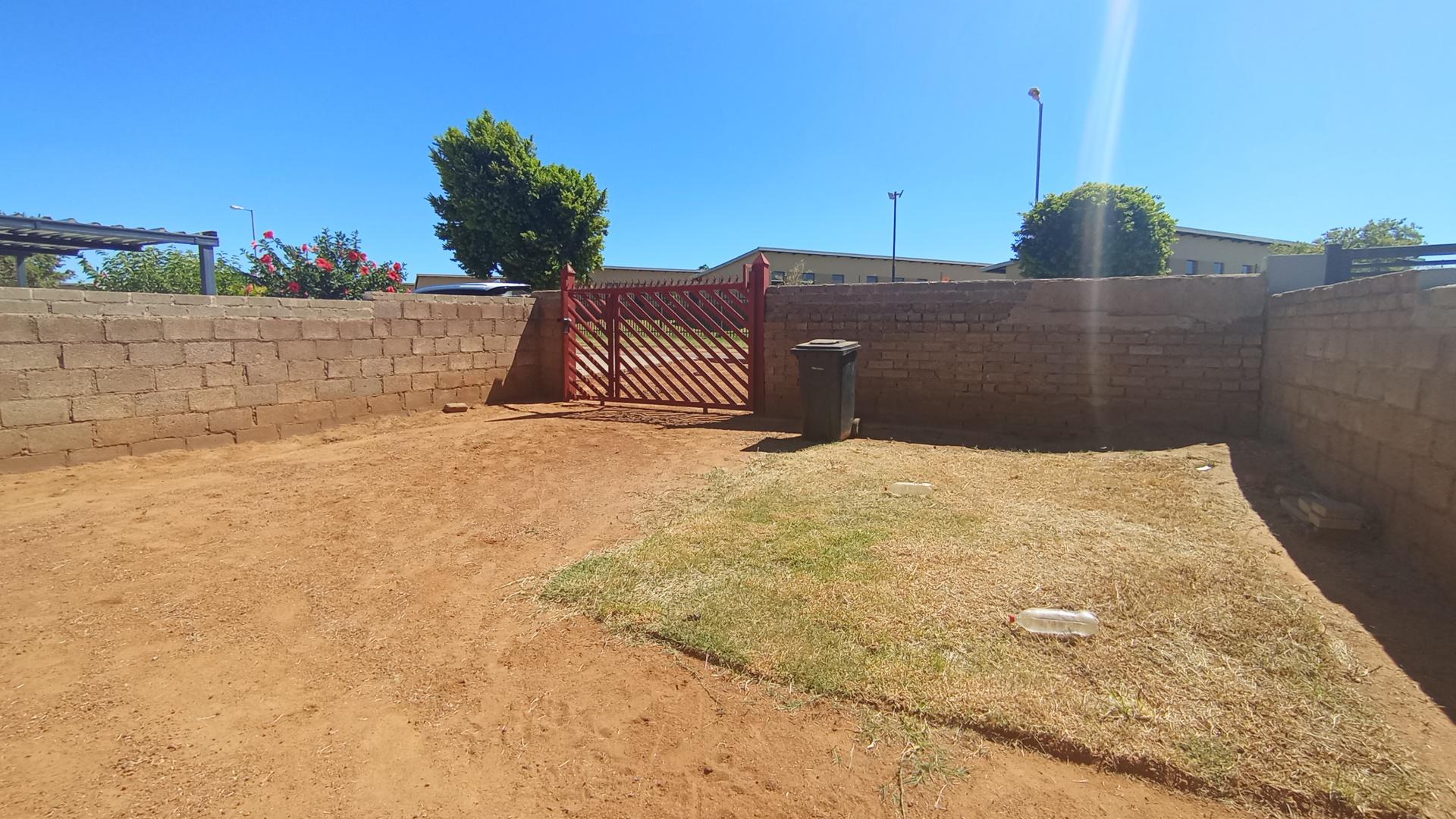 Front View of property in Soshanguve East