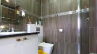 Main Bathroom - 7 square meters of property in Country View