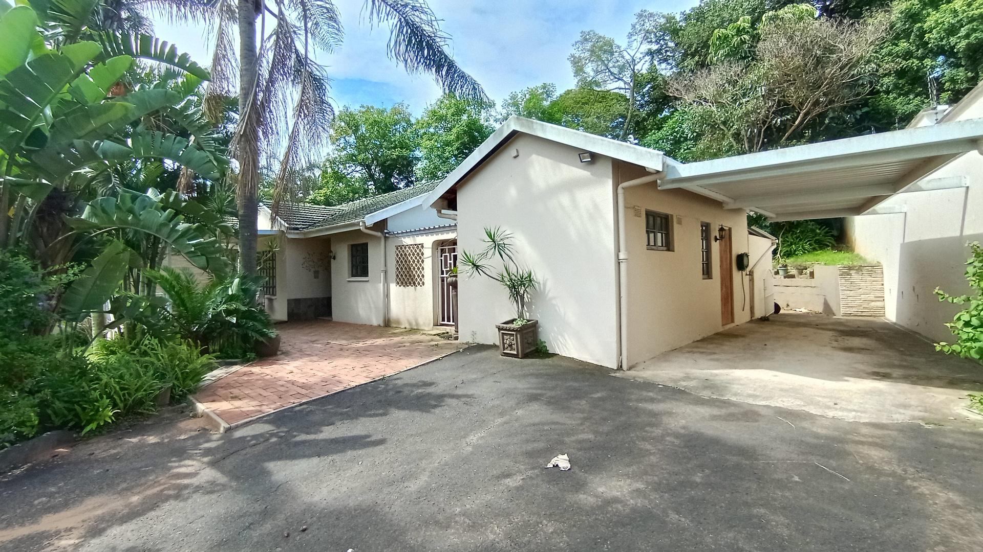 Front View of property in Glen Hills