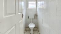 Bathroom 1 - 4 square meters of property in Flamingo Heights