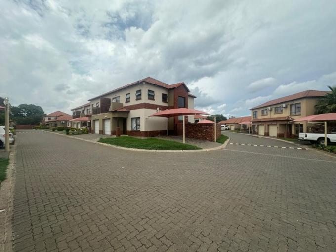 3 Bedroom Apartment for Sale For Sale in Waterval East - MR663332