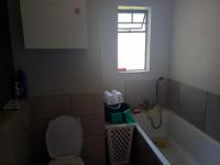 Bathroom 1 of property in Scottsdene