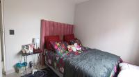 Bed Room 1 - 11 square meters of property in Scottsdene