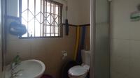 Bathroom 1 - 3 square meters of property in Sagewood