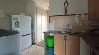 Kitchen of property in Sagewood