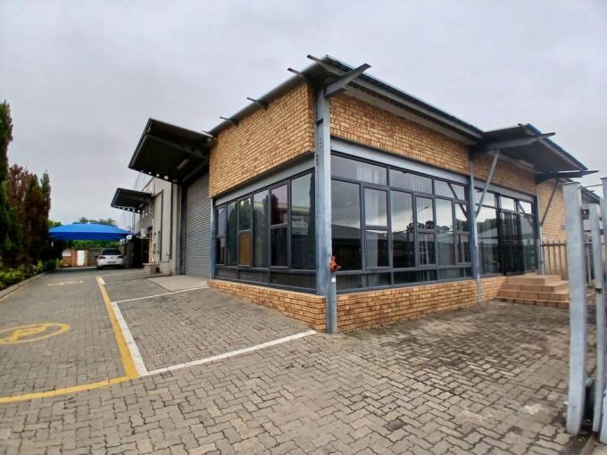 Commercial to Rent in Waterval East - Property to rent - MR663450