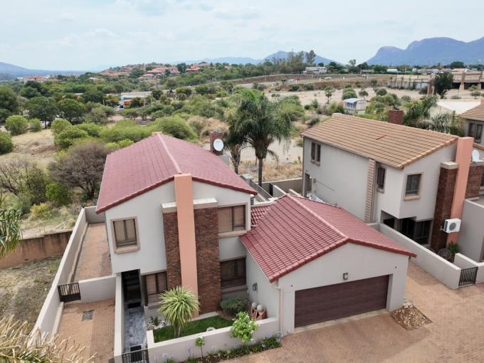 3 Bedroom House for Sale For Sale in Hartbeespoort - MR663481