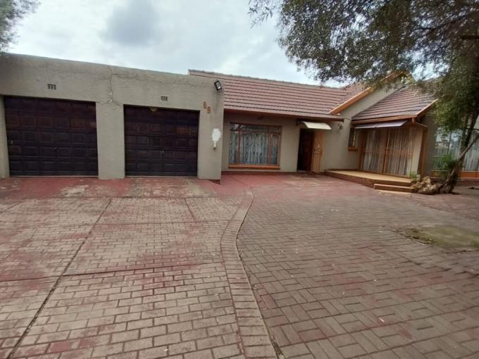 3 Bedroom House for Sale For Sale in Germiston - MR663624